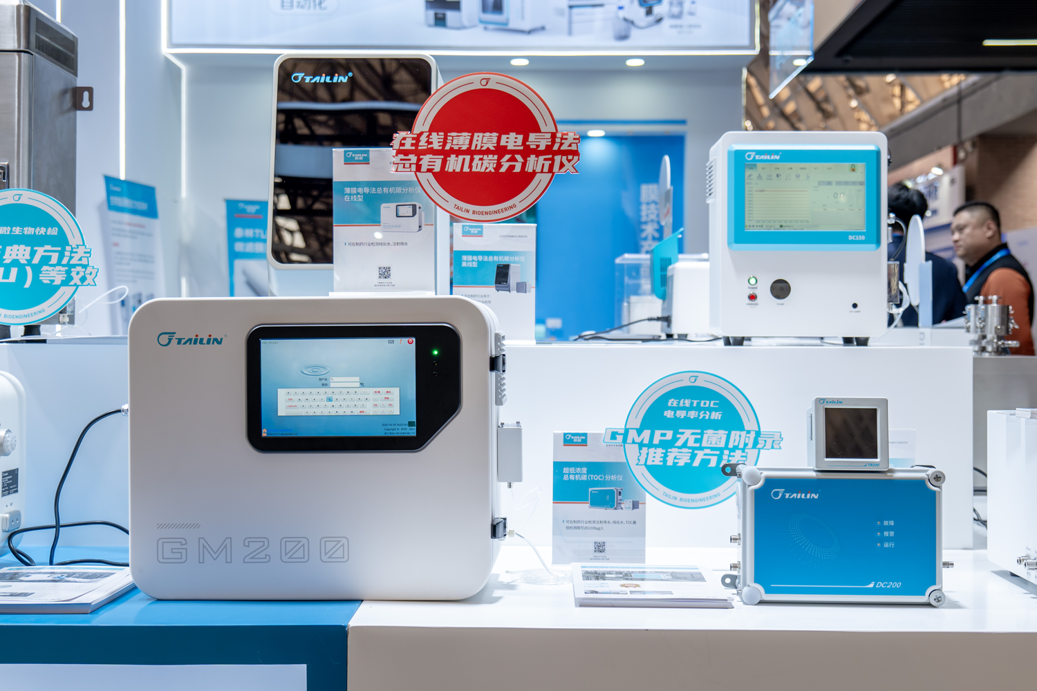 17606815117803951TKr.png P1081269__11242582.png